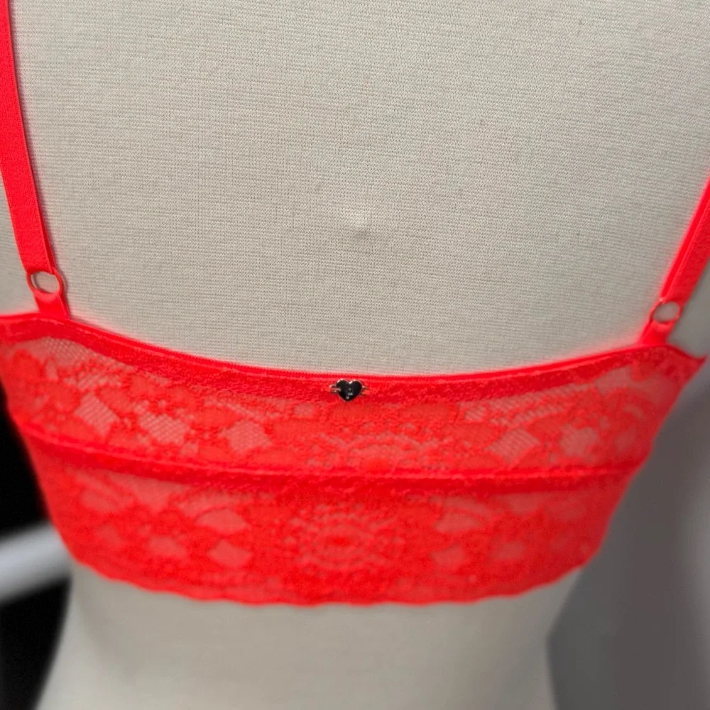 Victoria's Secret PINK Vibrant Orange Lace Push-up Bralatte